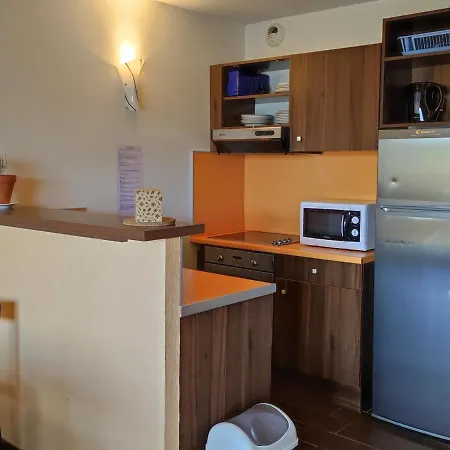 Duplex 6 Pers Avec Terrasse, Piscine Chauffee Et Sauna A - Fr-1-165b-20 *